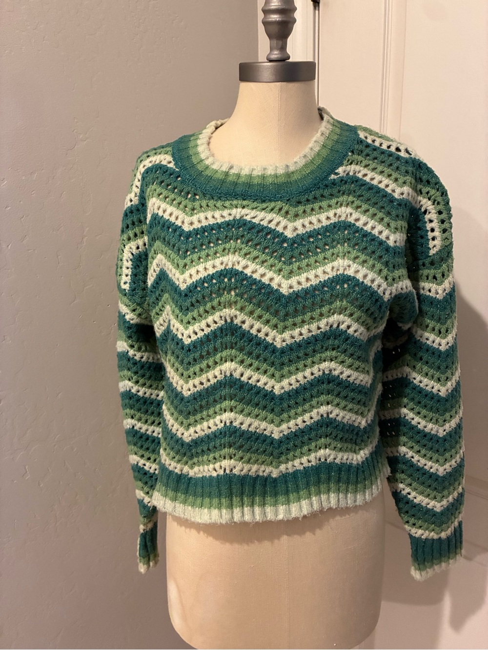 Hippie Rose Chevron crocheted knit sweater, green, teal striped crop size large